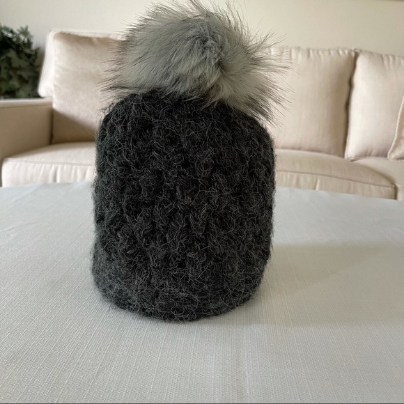 Handmade Pompom Beanie Winter Hat Crocheted Using Doubled Yarn - Picture 6 of 9